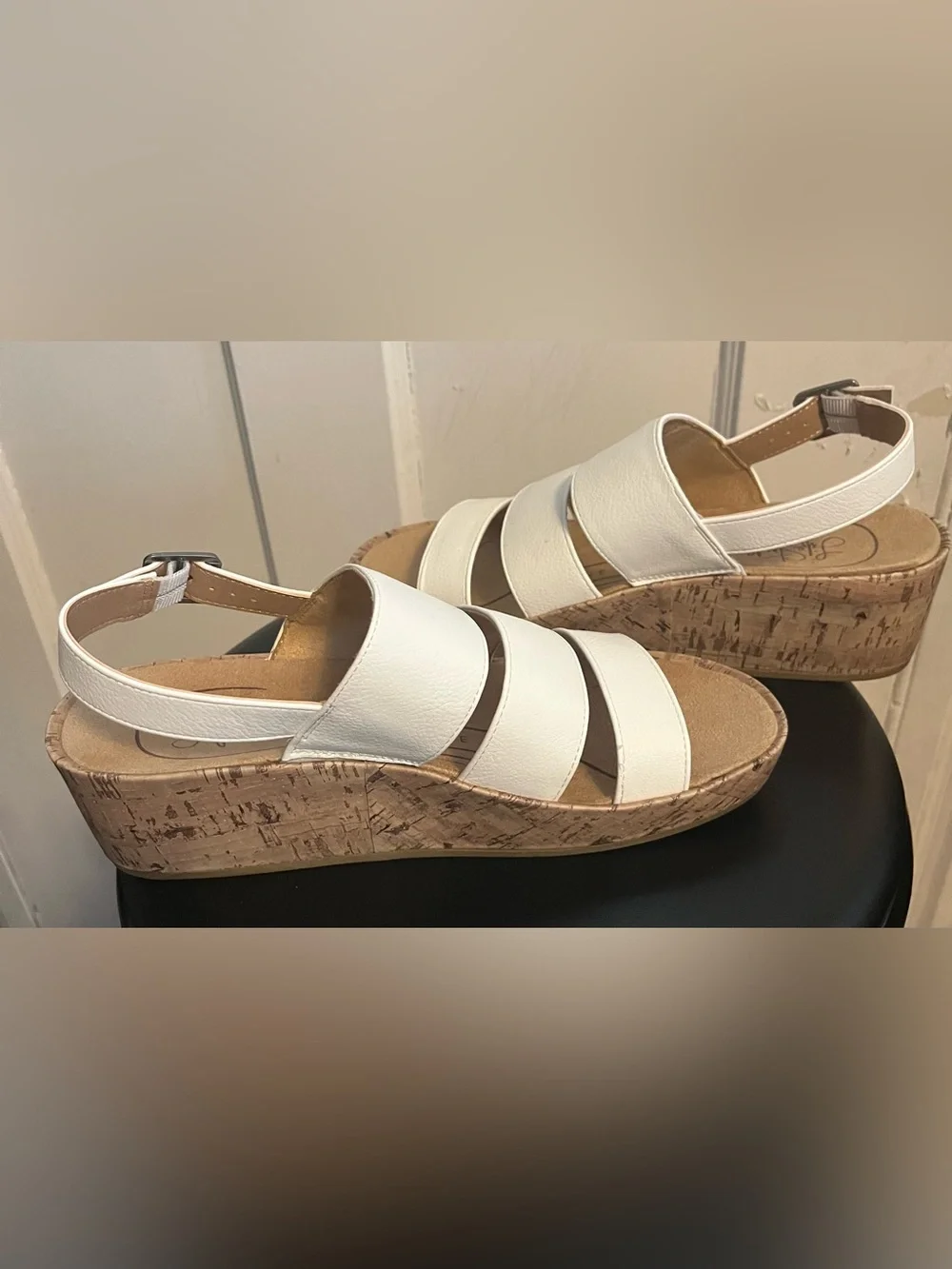New Women’s Life Stride White Strappy Cork Wedge Sandals